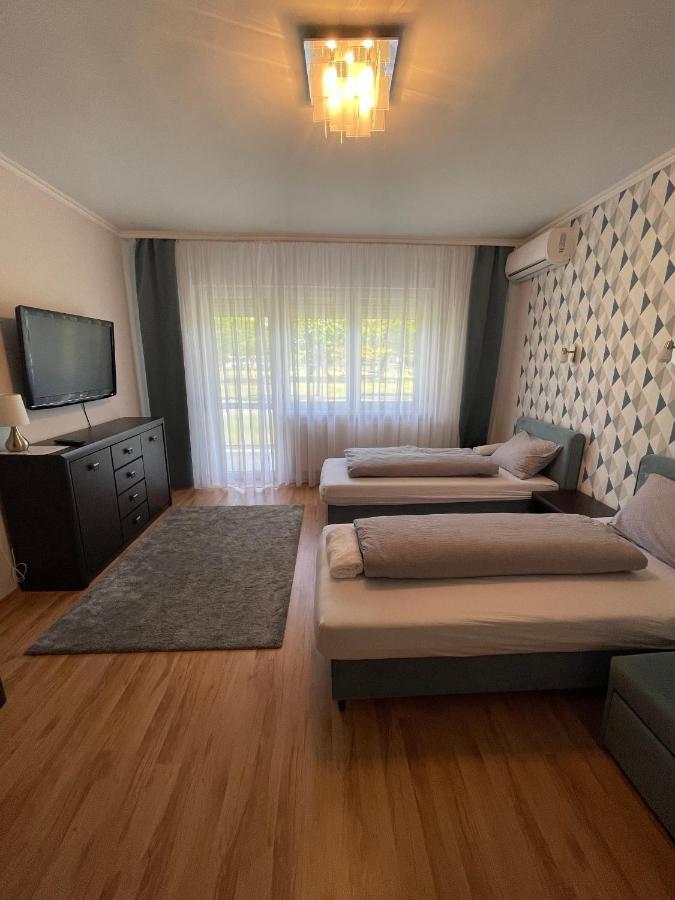 Thermal Next I Weninger Apartman Kiskunhalas Luaran gambar