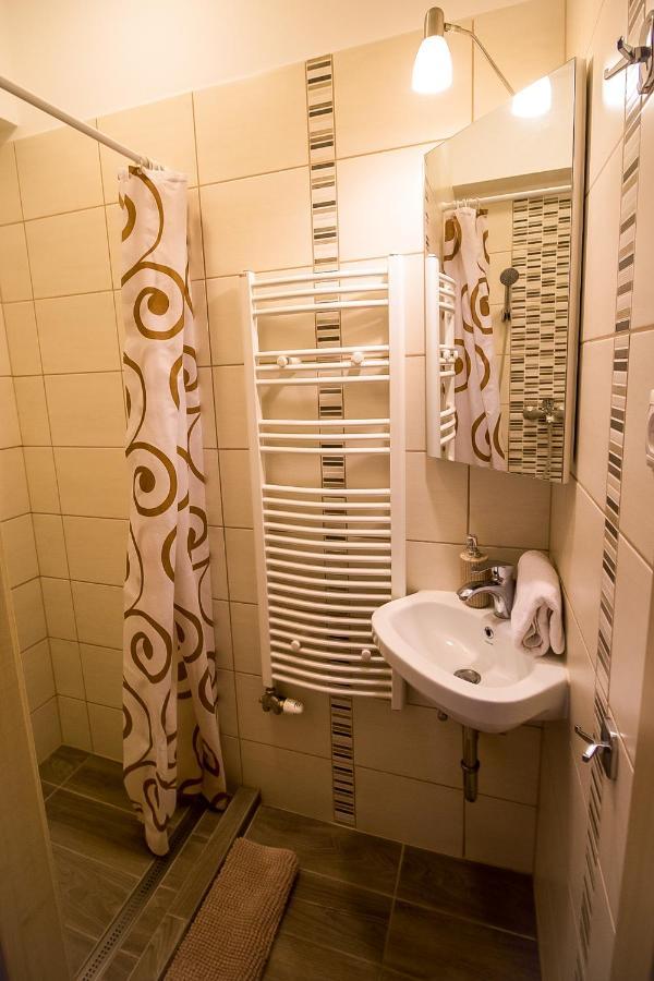 Thermal Next I Weninger Apartman Kiskunhalas Luaran gambar