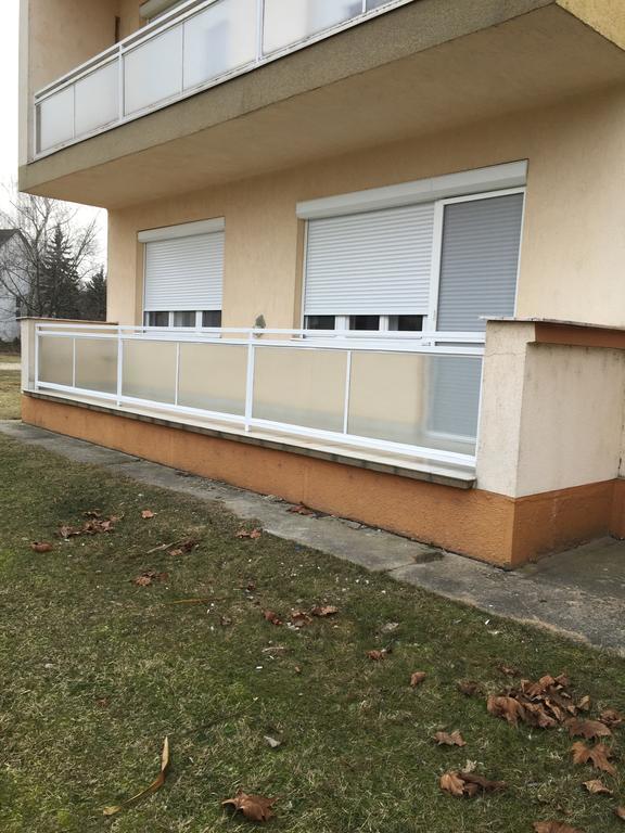 Thermal Next I Weninger Apartman Kiskunhalas Luaran gambar